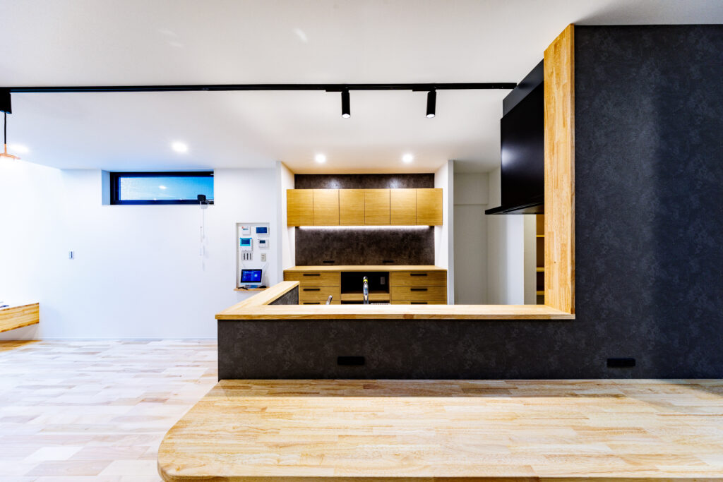 女性建築士のティータイムコラム｜キッチンから半歩だけ離れた“わたしの席”