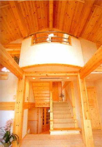 天然素材と暮らそう―無垢材の調湿作用で心地よい日々を―
