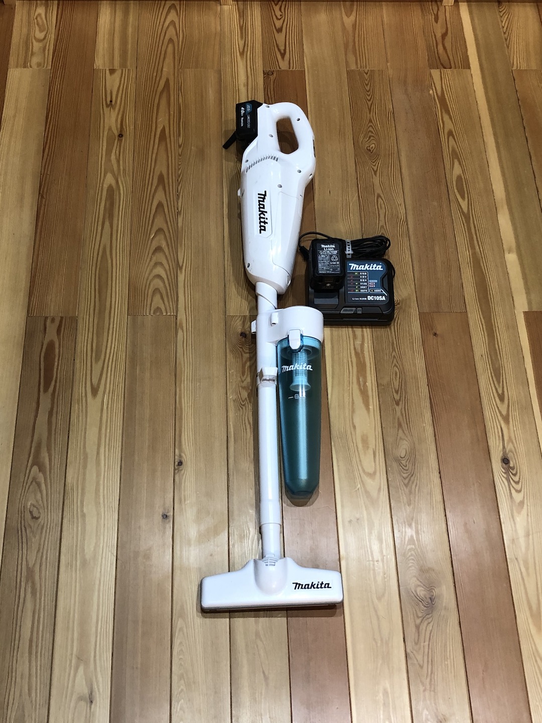 女性スタッフオススメの家電―マキタの掃除機―
