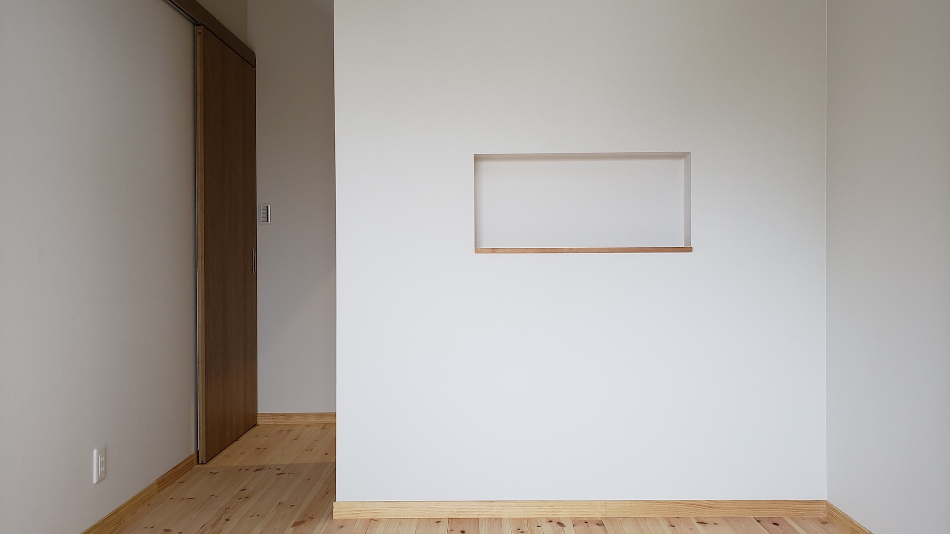 ギミックデザインでの実施中！リモートワークがしやすい部屋づくりの工夫