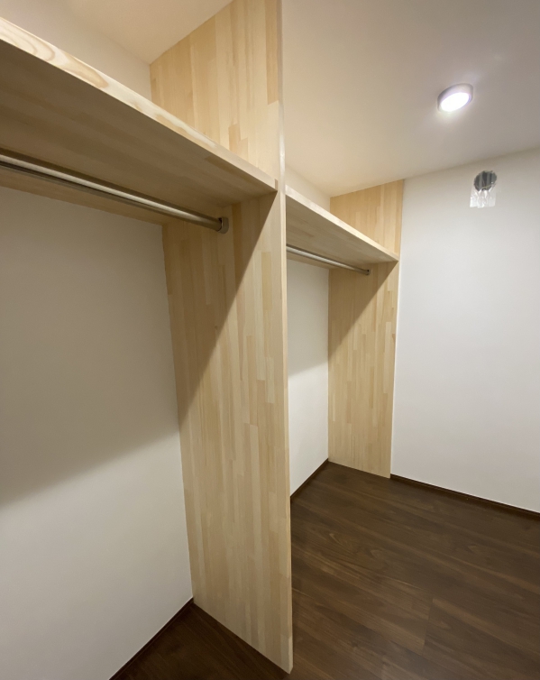 小屋裏収納・ファミリークローゼット・車庫収納｜大規模収納活用方法